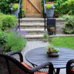 Sfaturi-pentru-amenajarea-unei-gradini-mici.jpg